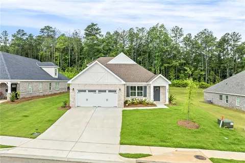 829 Bridge St, Auburn, AL 36832