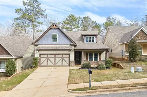 436 Lightness Dr, Auburn, AL 36832