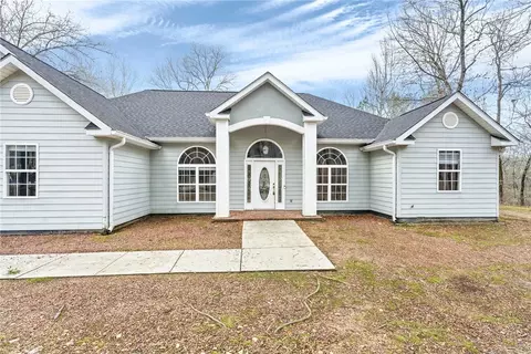 1006 Serenity Cir, Auburn, AL 36830