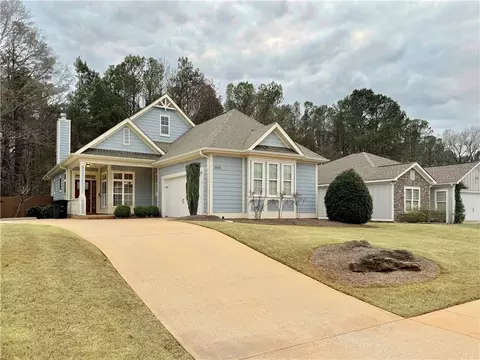 2501 Northtowne Dr, Opelika, AL 36801