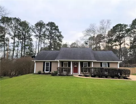 241 Lee Road 2041, Phenix City, AL 36870