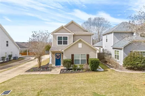 727 Hunter Ct, Auburn, AL 36832