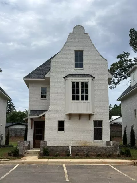 814 N College St #1, Auburn, AL 36830