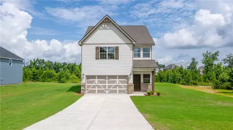 6 Liberty Pl, Fort Mitchell, AL 36856
