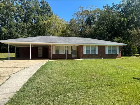 1511 Harper St, Opelika, AL 36804