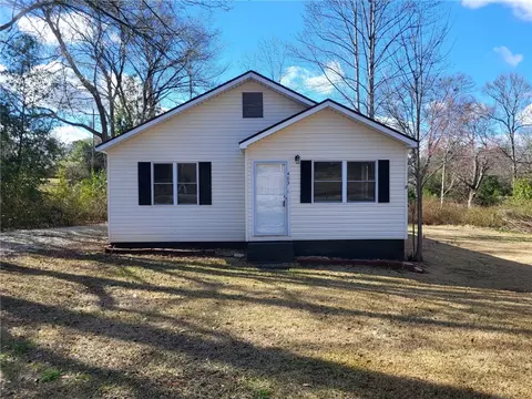 403 Trammell Ave, Valley, AL 36854