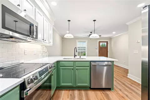 327 N Ross St #231, Auburn, AL 36830