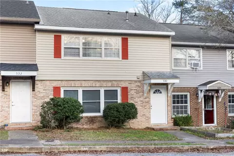 530 Oak Meadow Ln, Auburn, AL 36830