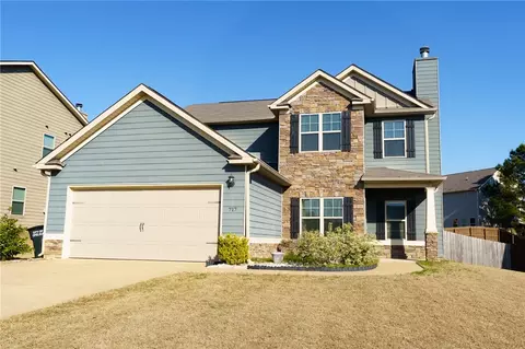 717 Dingo Dr, Opelika, AL 36804