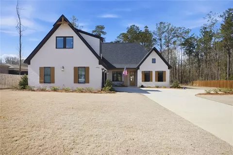1930 Yarbrough Farms Blvd, Auburn, AL 36830