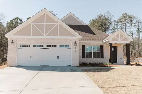 2324 Sherwood Dr, Opelika, AL 36801