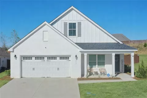 2219 Lakeview Dr, Opelika, AL 36801