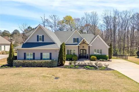 444 Merimont Blvd, Auburn, AL 36830