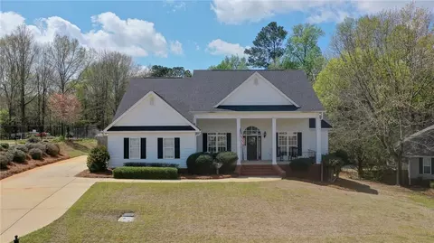 2200 Calcutta Dr, Opelika, AL 36801
