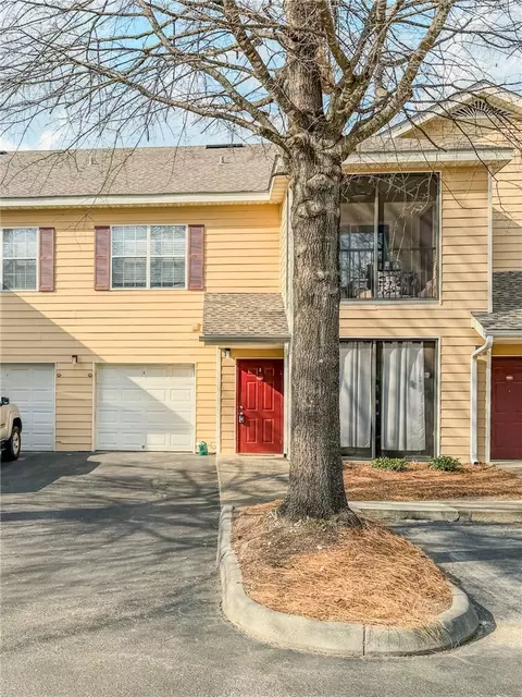 447 W Longleaf Dr #1302, Auburn, AL 36832