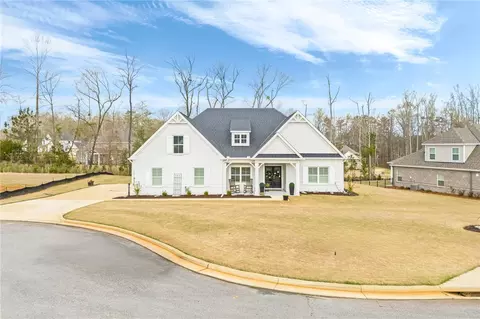 1416 Bramble Ln, Opelika, AL 36801