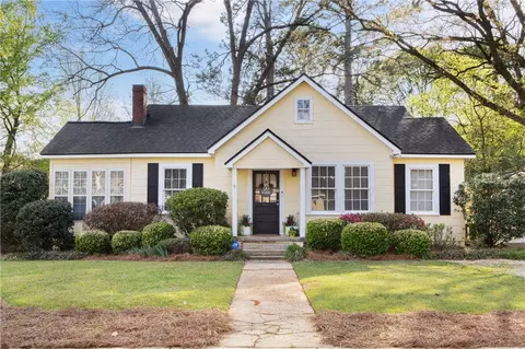 302 N 12th St, Opelika, AL 36801