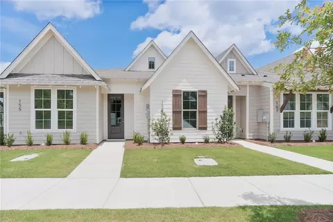 159 Summer St, Opelika, AL 36804