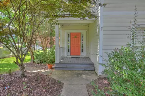 125 Charleston Pl, Auburn, AL 36830