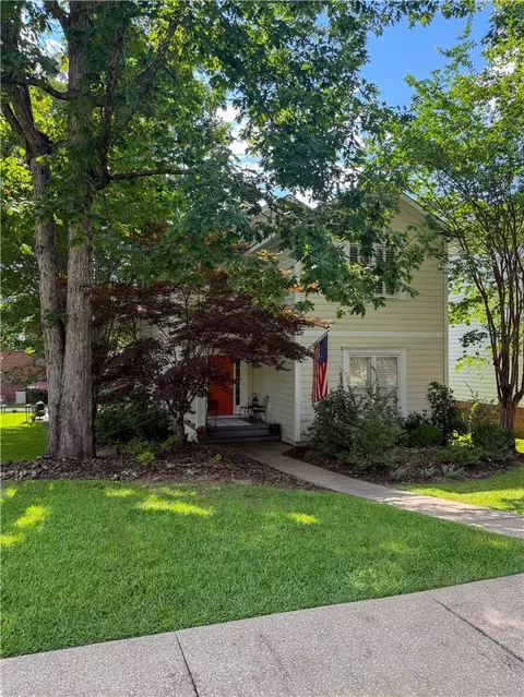 125 Charleston Pl, Auburn, AL 36830