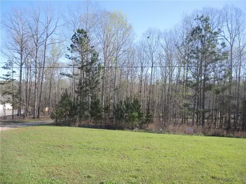 4120 Andrews Rd, Opelika, AL 36801