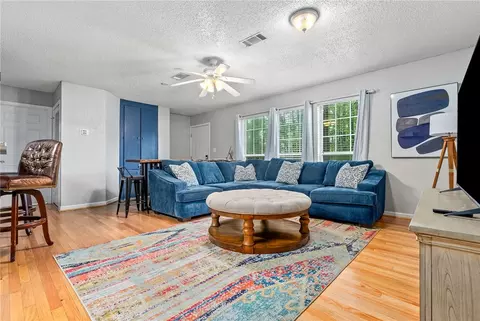 626 Shug Jordan Pkwy #6126, Auburn, AL 36832