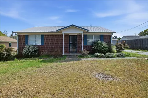 1502 31st St, Valley, AL 36854
