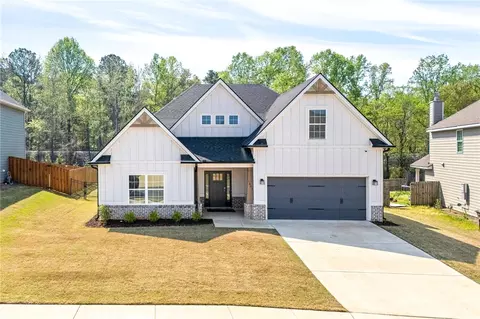 1807 Solamere Ct, Auburn, AL 36832