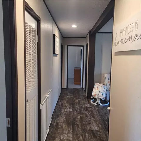 Entry Way - 1265 Mapp Rd, Valley, AL 36854 photo 2 of 2