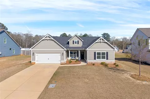 1025 Sawyer Dr, Opelika, AL 36801