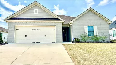 401 Bush Creek Rd, Opelika, AL 36804
