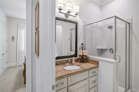 Bath - 1663 Marie Loop, Auburn, AL 36830 photo 5 of 8