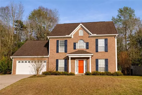 1042 Birch Cir, Auburn, AL 36830