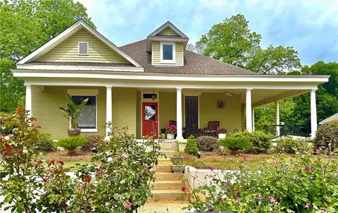 1114 3rd Ave, Opelika, AL 36801