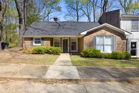 544 Greentree Ter, Auburn, AL 36832