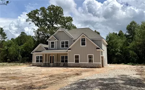 100 Owens Rd, Fort Mitchell, AL 36856