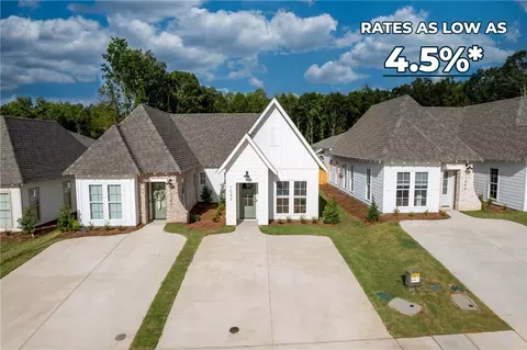 1042 Hunters Way, Opelika, AL 36801