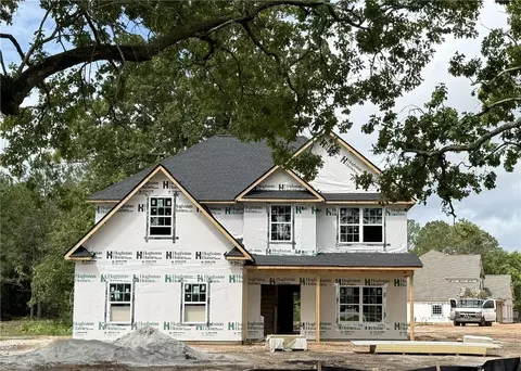 2 Mclendon Rd, Fort Mitchell, AL 36856