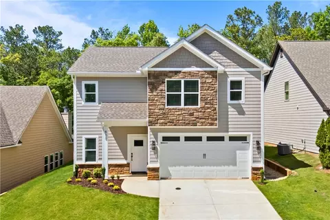 428 Lightness Dr, Auburn, AL 36832