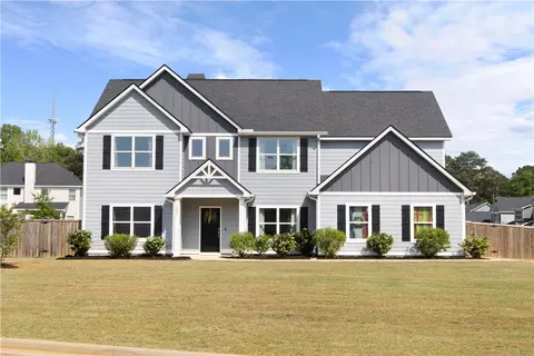 1001 Sawyer Dr, Opelika, AL 36801