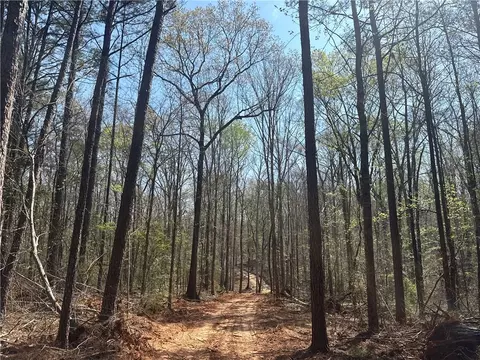 0 Heard Rd, Camp Hill, AL 36850