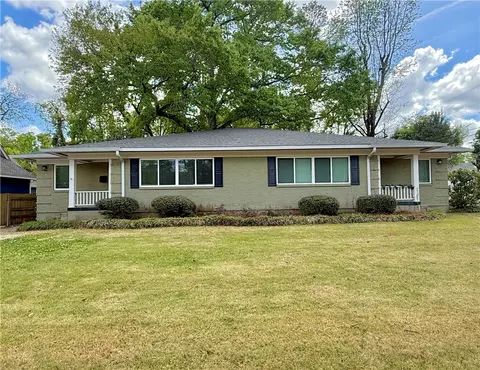 141143 W Drake Ave, Auburn, AL 36830