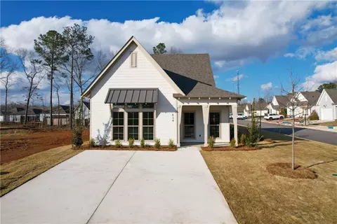 834 Hunters Way, Opelika, AL 36801