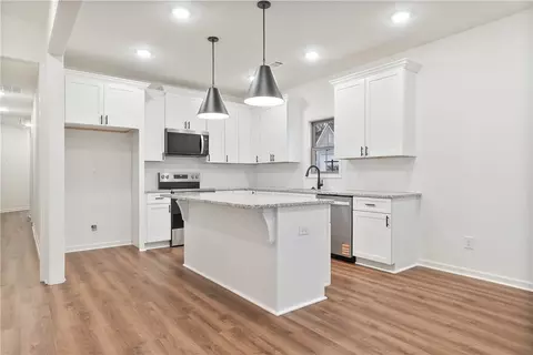 834 Hunters Way, Opelika, AL 36801