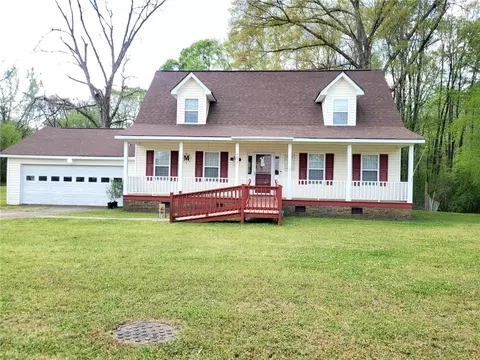 2420 38th Blvd, Valley, AL 36854