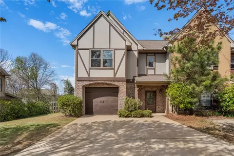 1969 Stephanie Ct, Auburn, AL 36830