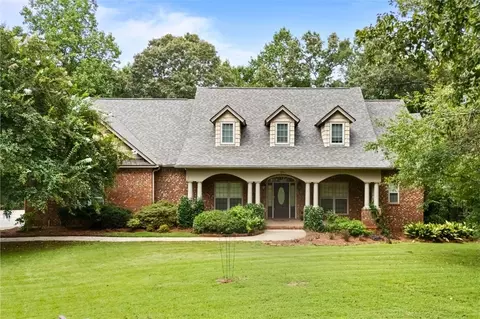 251 Hedgerow Cir, Auburn, AL 36830