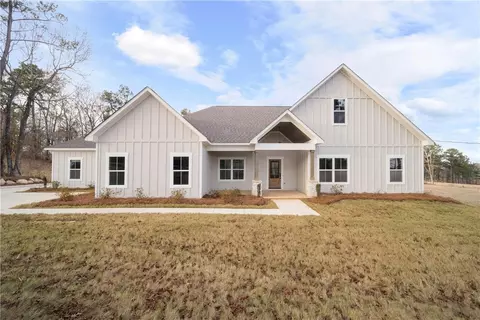 1001 Lee Road 315, Smiths Station, AL 36877