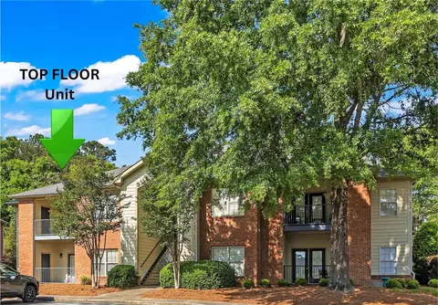 3297 S College St #B201, Auburn, AL 36830