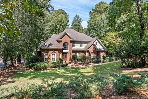 233 Asheton Ln, Auburn, AL 36830